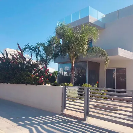 Mia Luxury Villa *